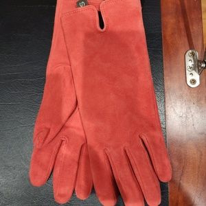 Nubuck leather gloves